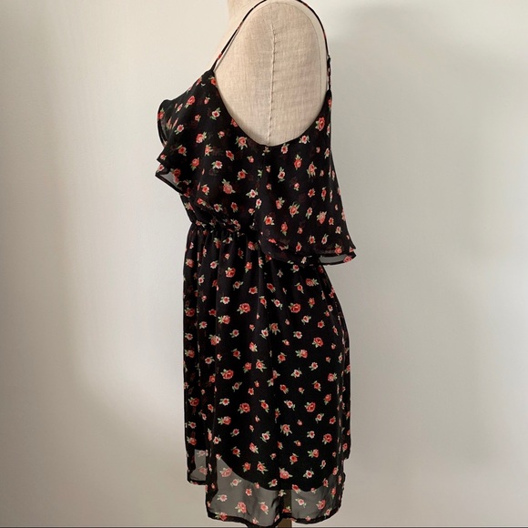 F21 Black with red floral design mini dress - Picture 2 of 5